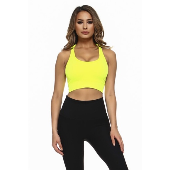 Seamless Performance Style Sports Bra With Hoodie - Picture 3 of 7